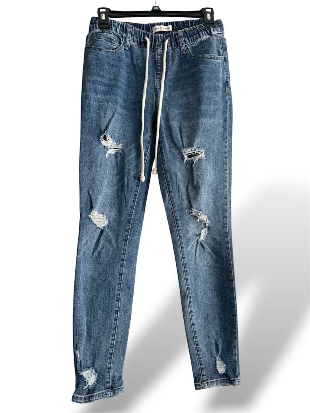 Ashley Mason Women's Distressed Jeans
